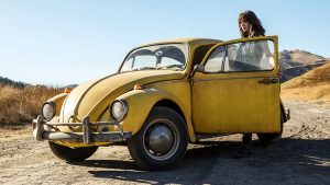 cuál es el auto de bumblebee la película 2018